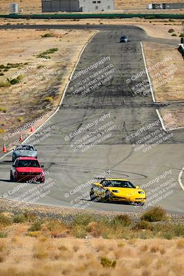 media/Oct-18-2025-Extreme Speed (Sat) [[d6d7e1fef1]]/Group 3 Purple/Session 3 (Turn 1)/